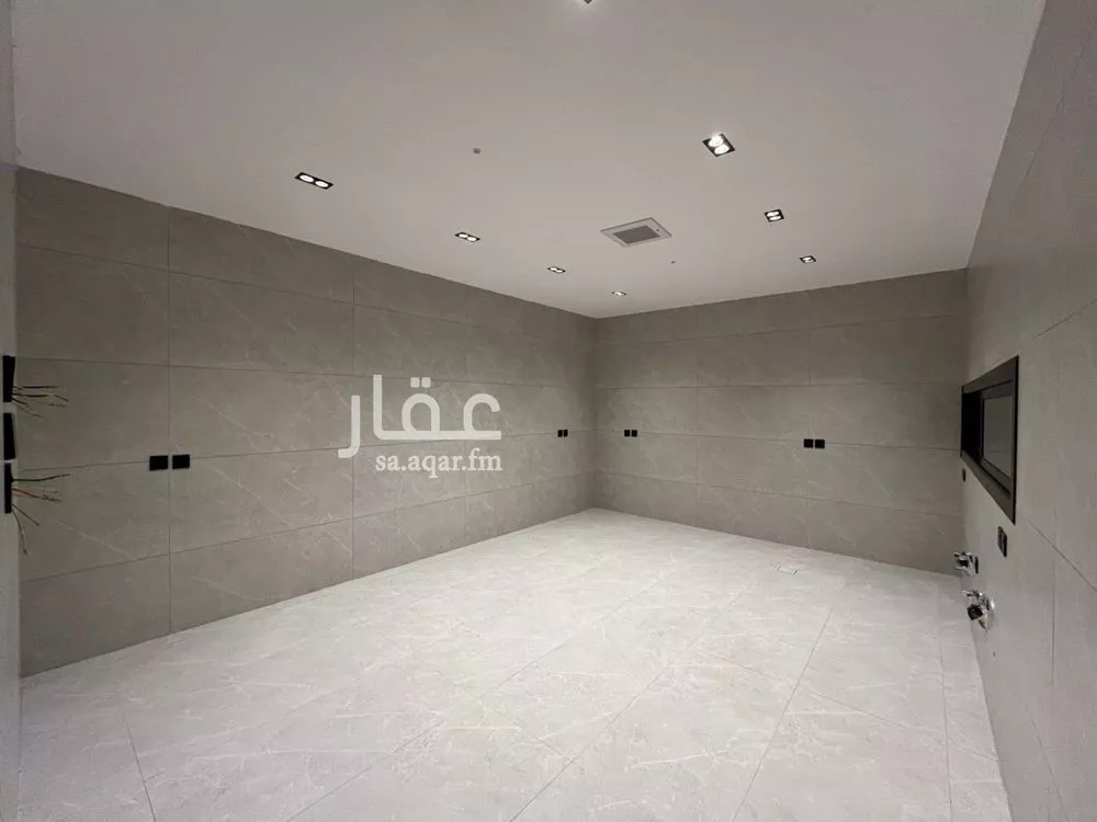 6 bedroom villa in Al Mahdiyyah 16