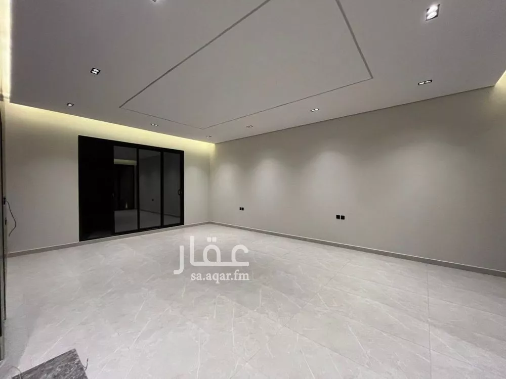 6 bedroom villa in Al Mahdiyyah 18