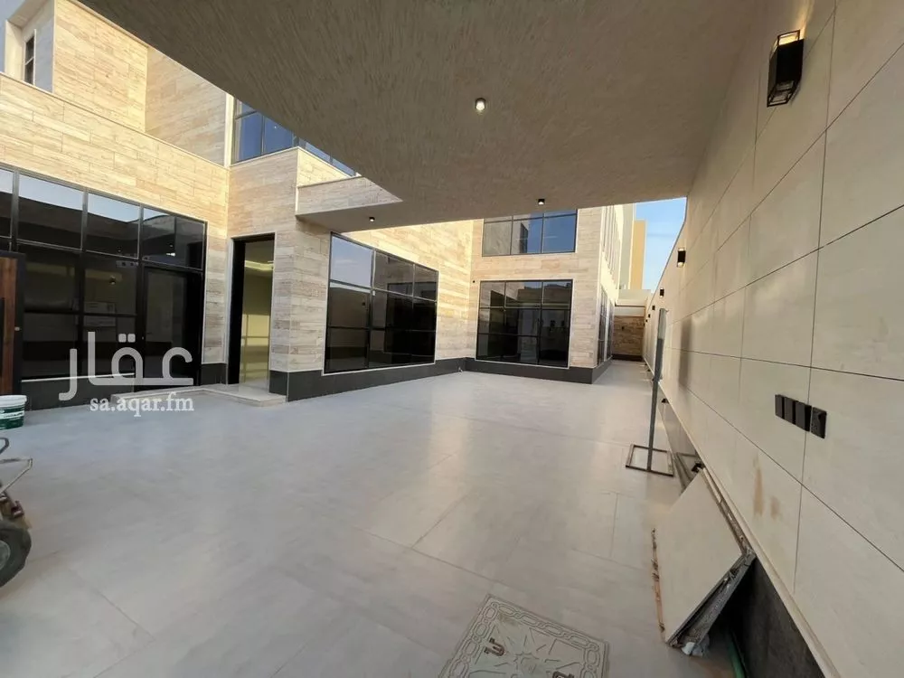 6 bedroom villa in Al Mahdiyyah 12