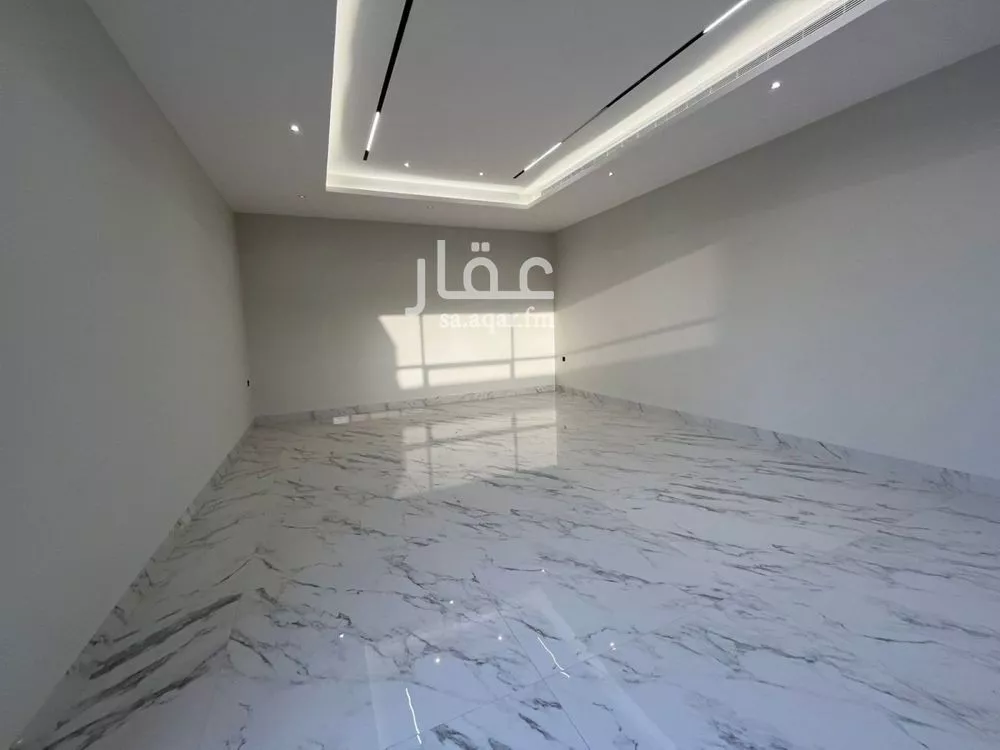 6 bedroom villa in Al Mahdiyyah 14
