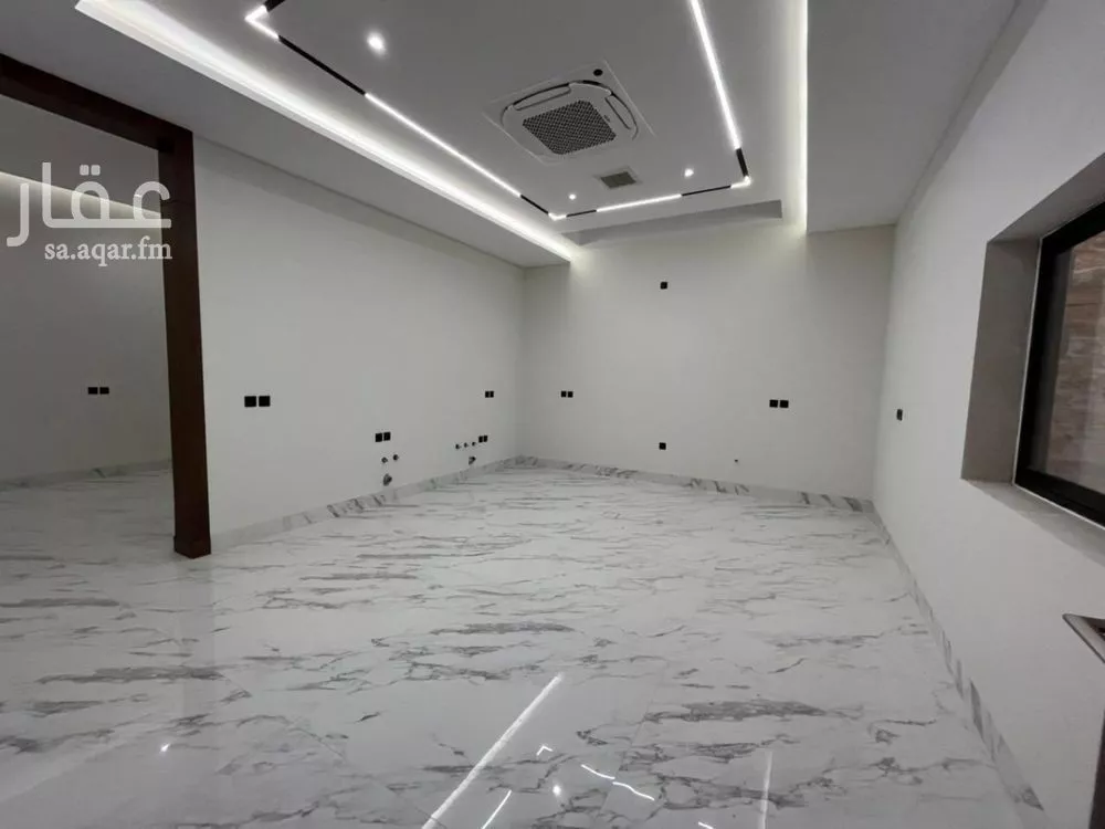 6 bedroom villa in Al Mahdiyyah 18