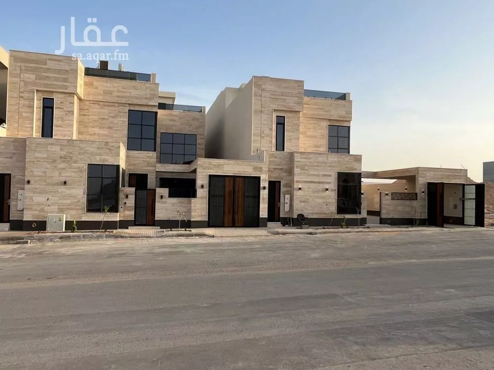 6 bedroom villa in Al Mahdiyyah 3