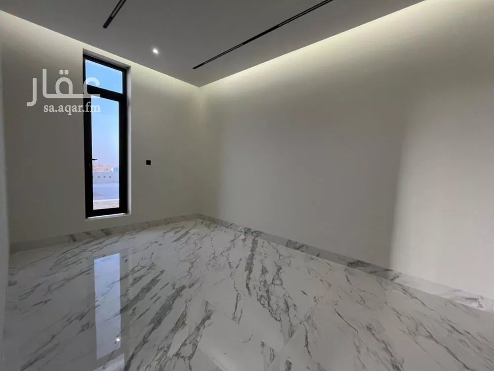 6 bedroom villa in Al Mahdiyyah 25