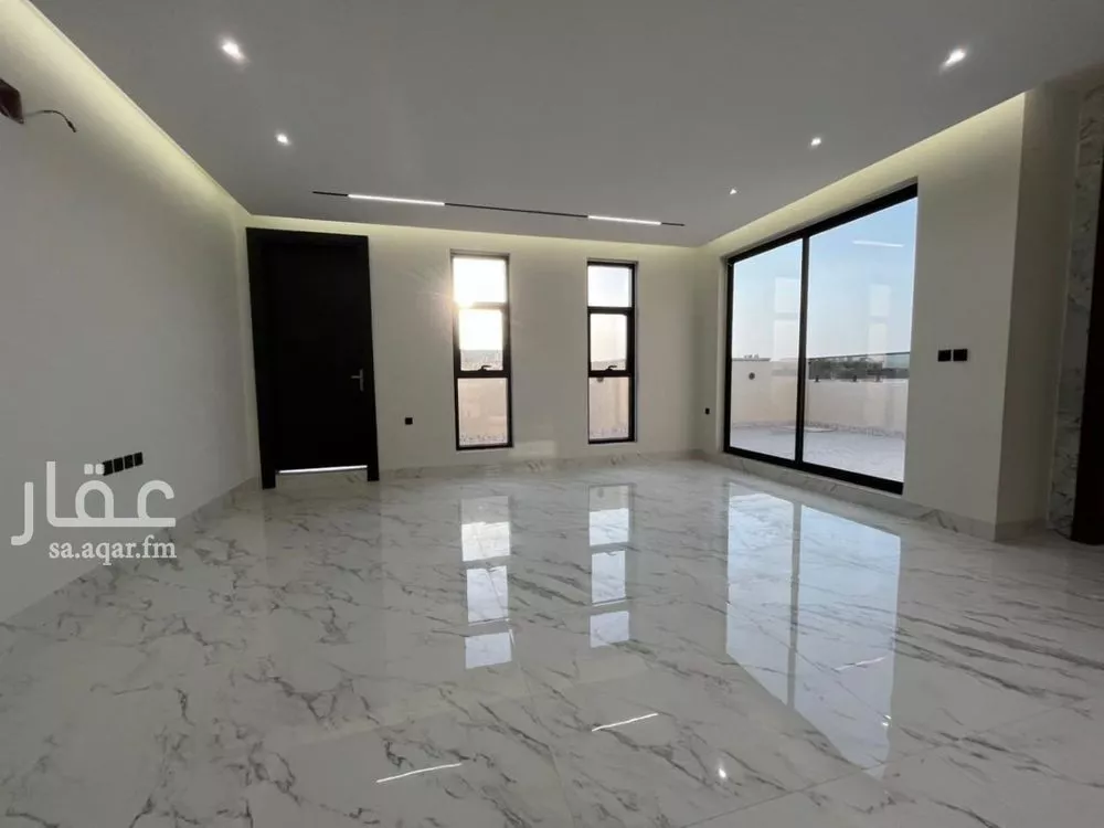 6 bedroom villa in Al Mahdiyyah 27