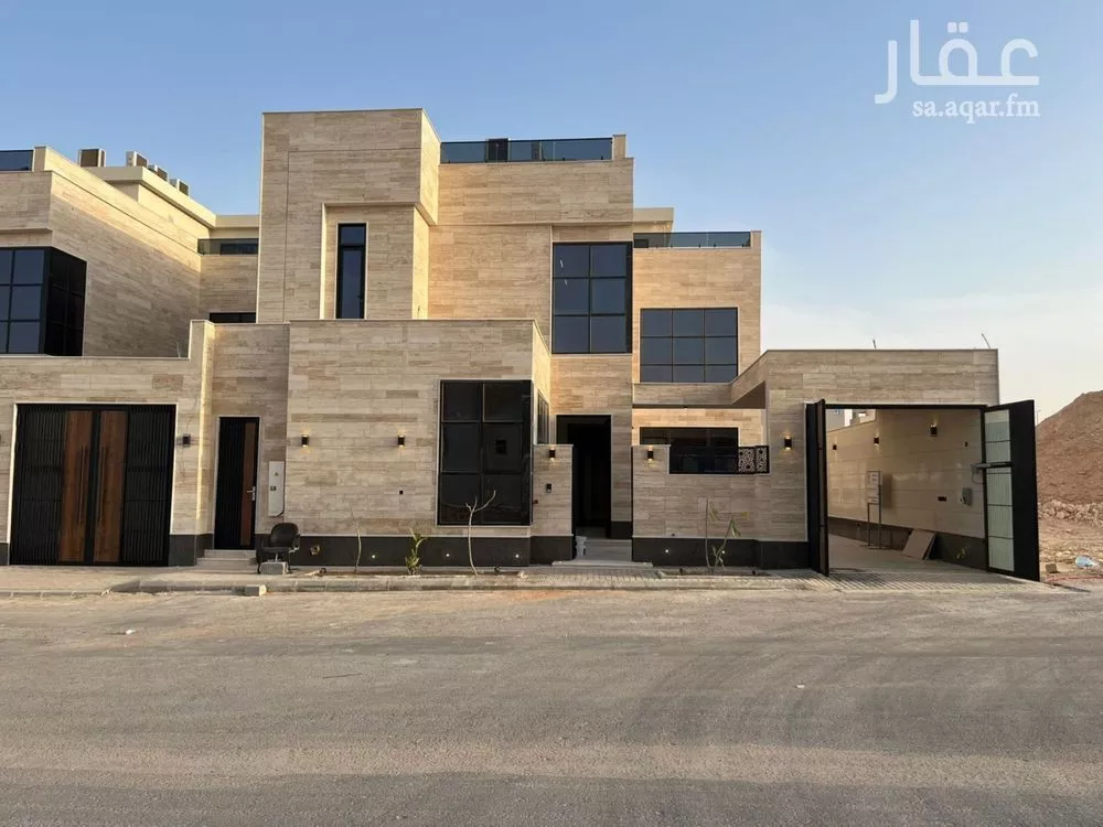 6 bedroom villa in Al Mahdiyyah 7