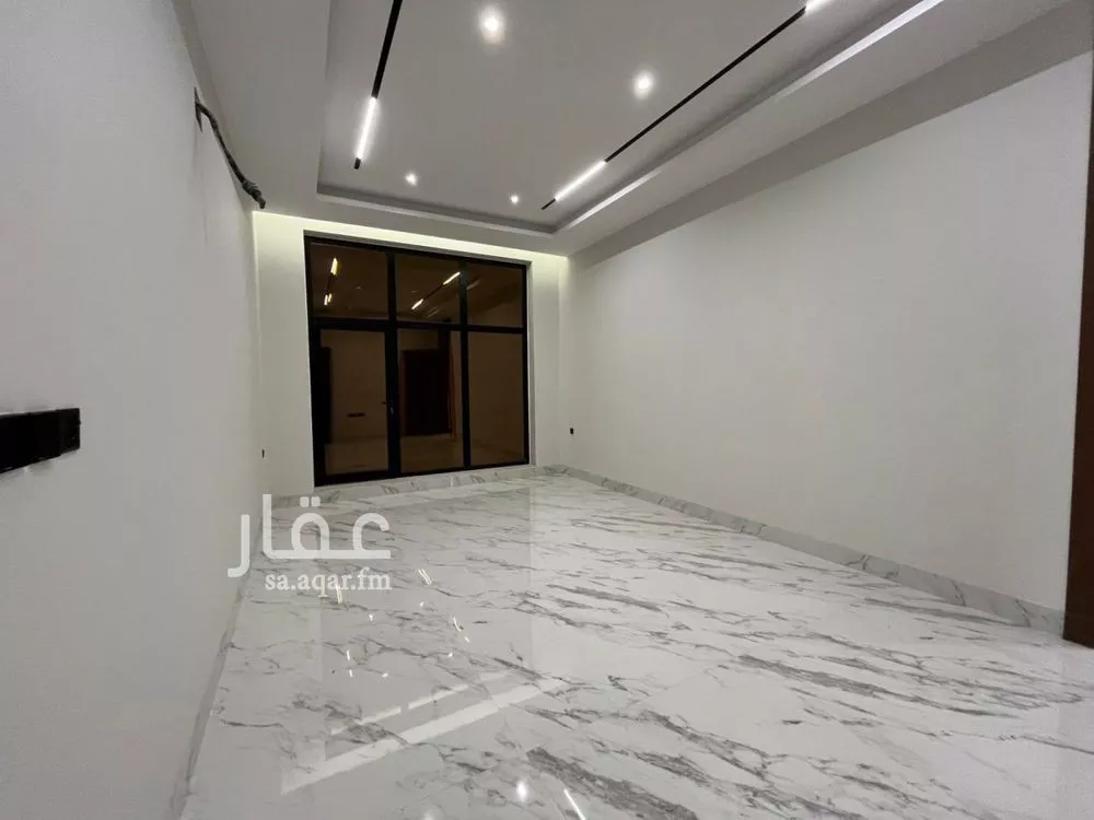 6 bedroom villa in Al Mahdiyyah 10