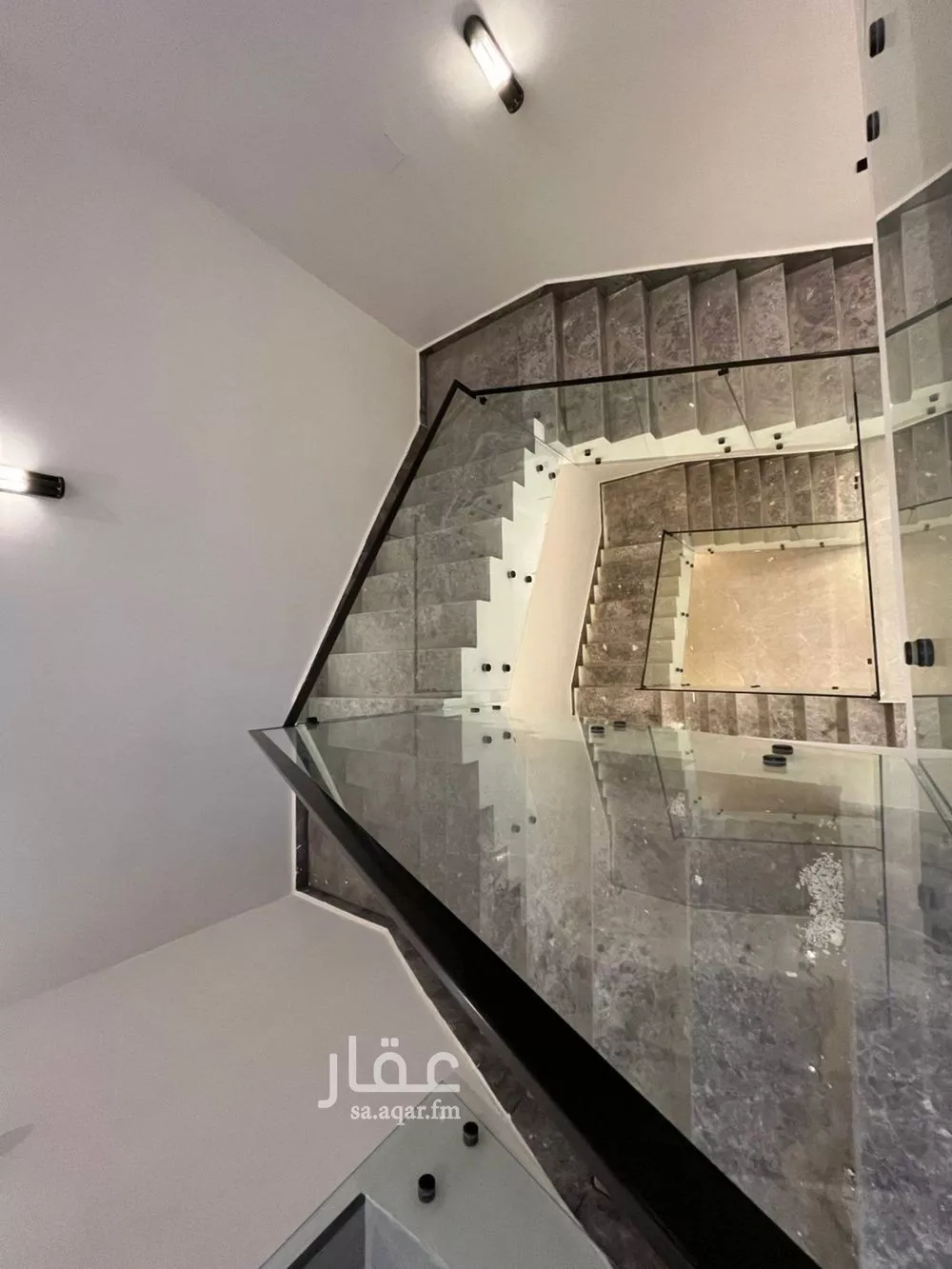 فيلا 7 غرف في المهدية 22