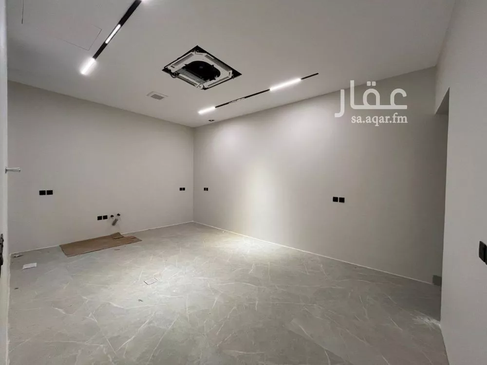 فيلا 7 غرف في المهدية 8
