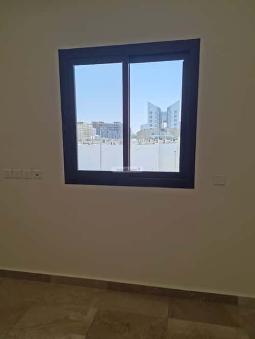 3 bedroom apartment in Al Hamra, Jeddah 13