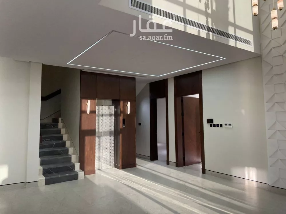 5 bedroom villa in Al Mahdiyyah 9