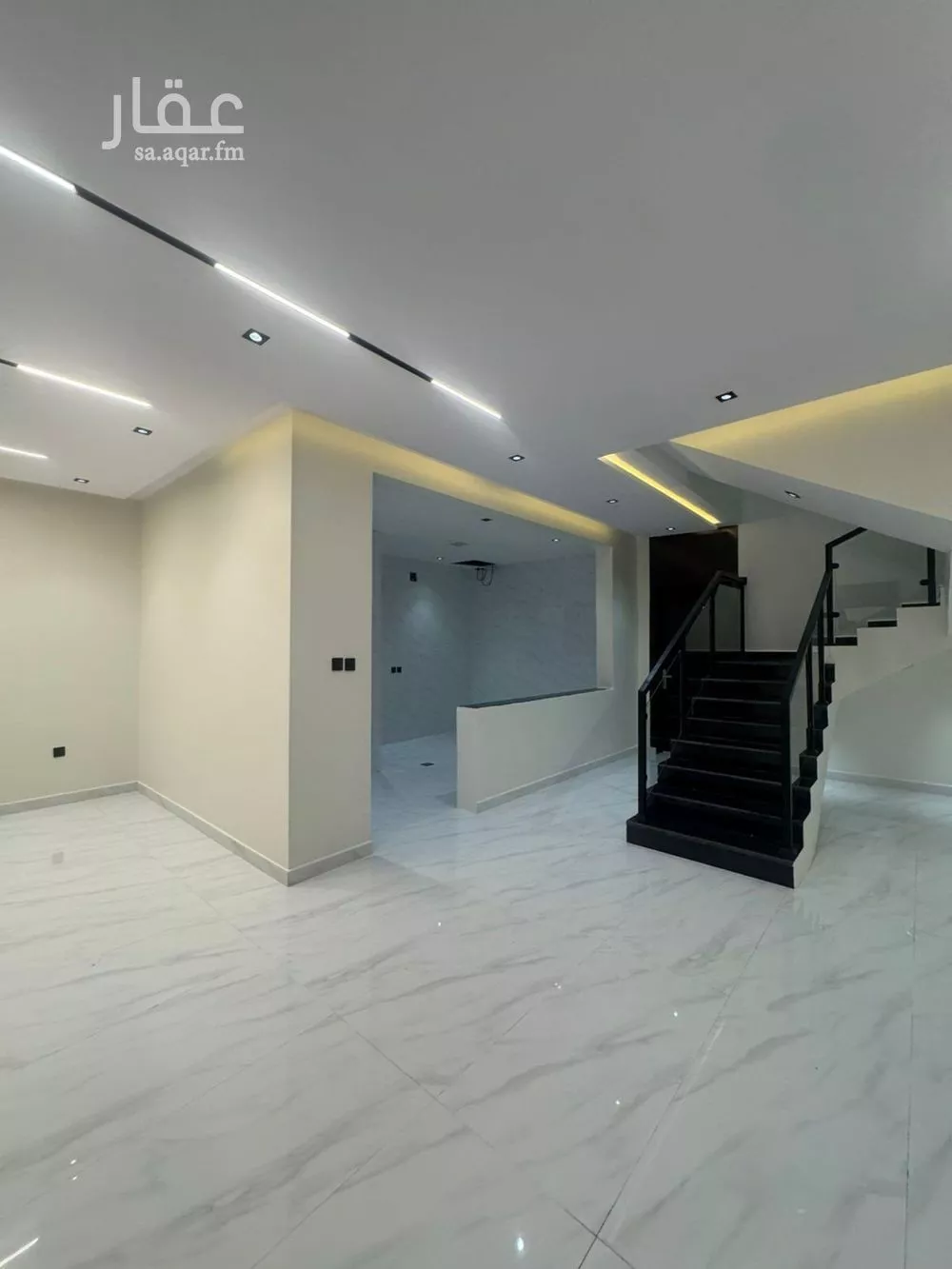 5 bedroom villa in Al Rimal 8