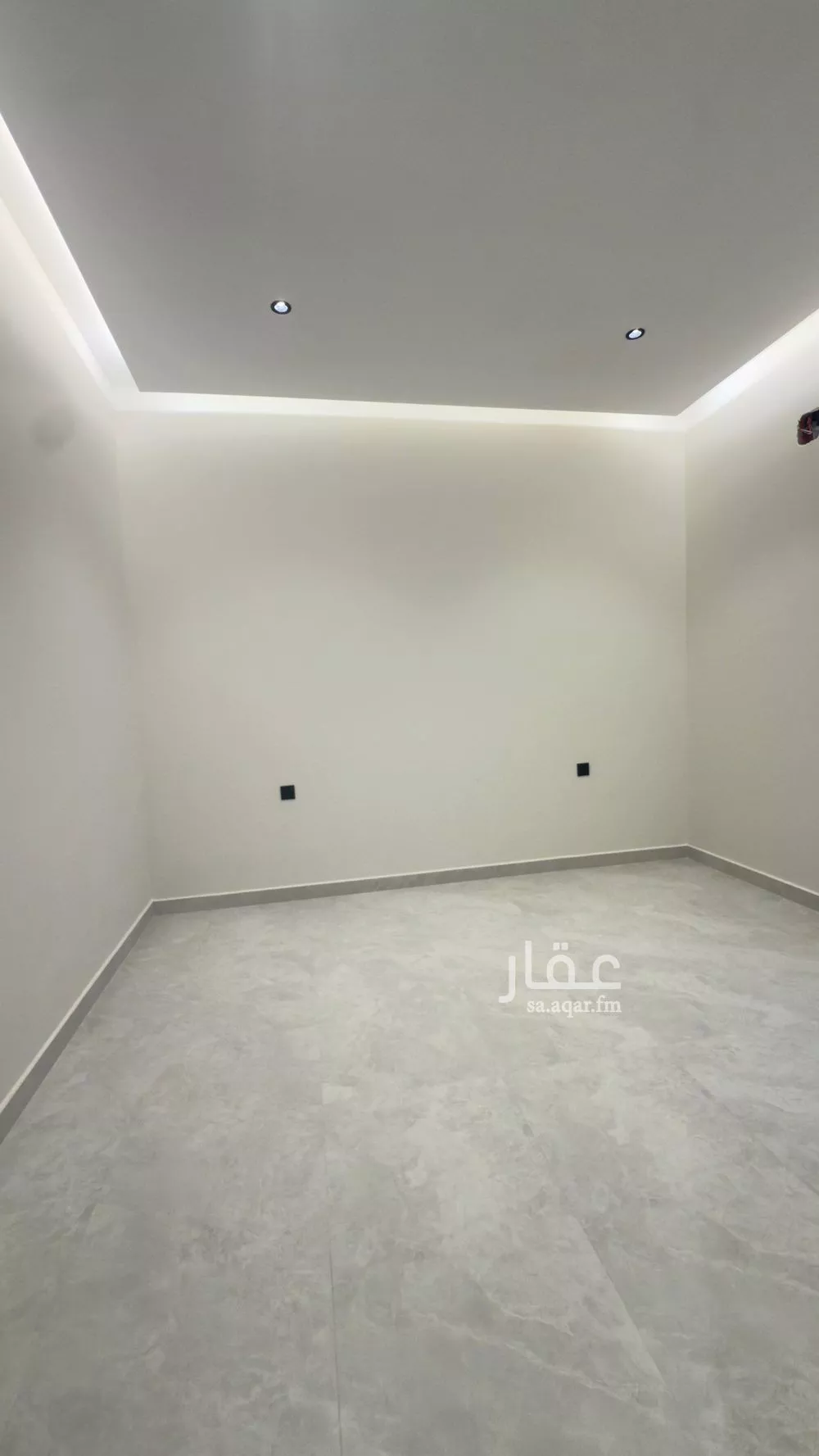 5 bedroom villa in Al Janadriyah 14