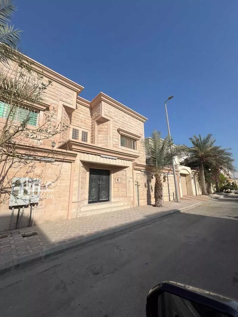 7 bedroom villa in Qurtubah, Eastern Province 6