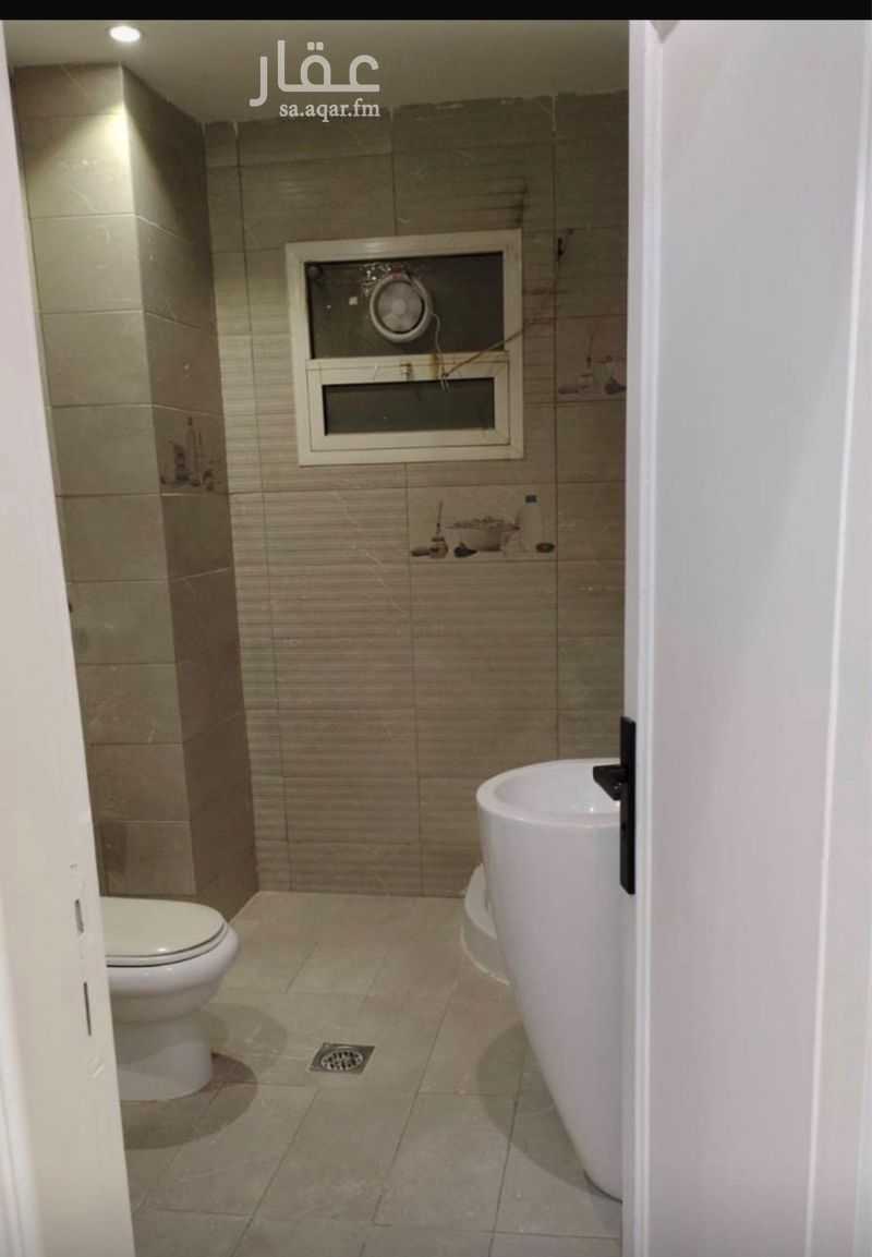 4 bedroom building in Al Olaya, Riyadh 5