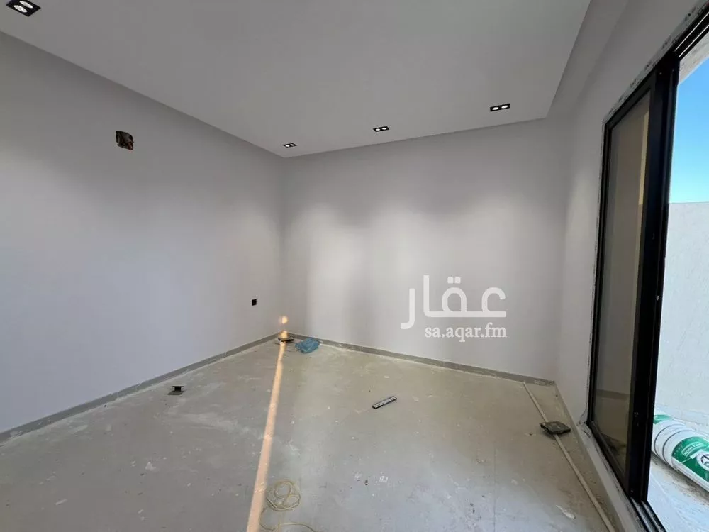 فيلا 6 غرف في طويق 15