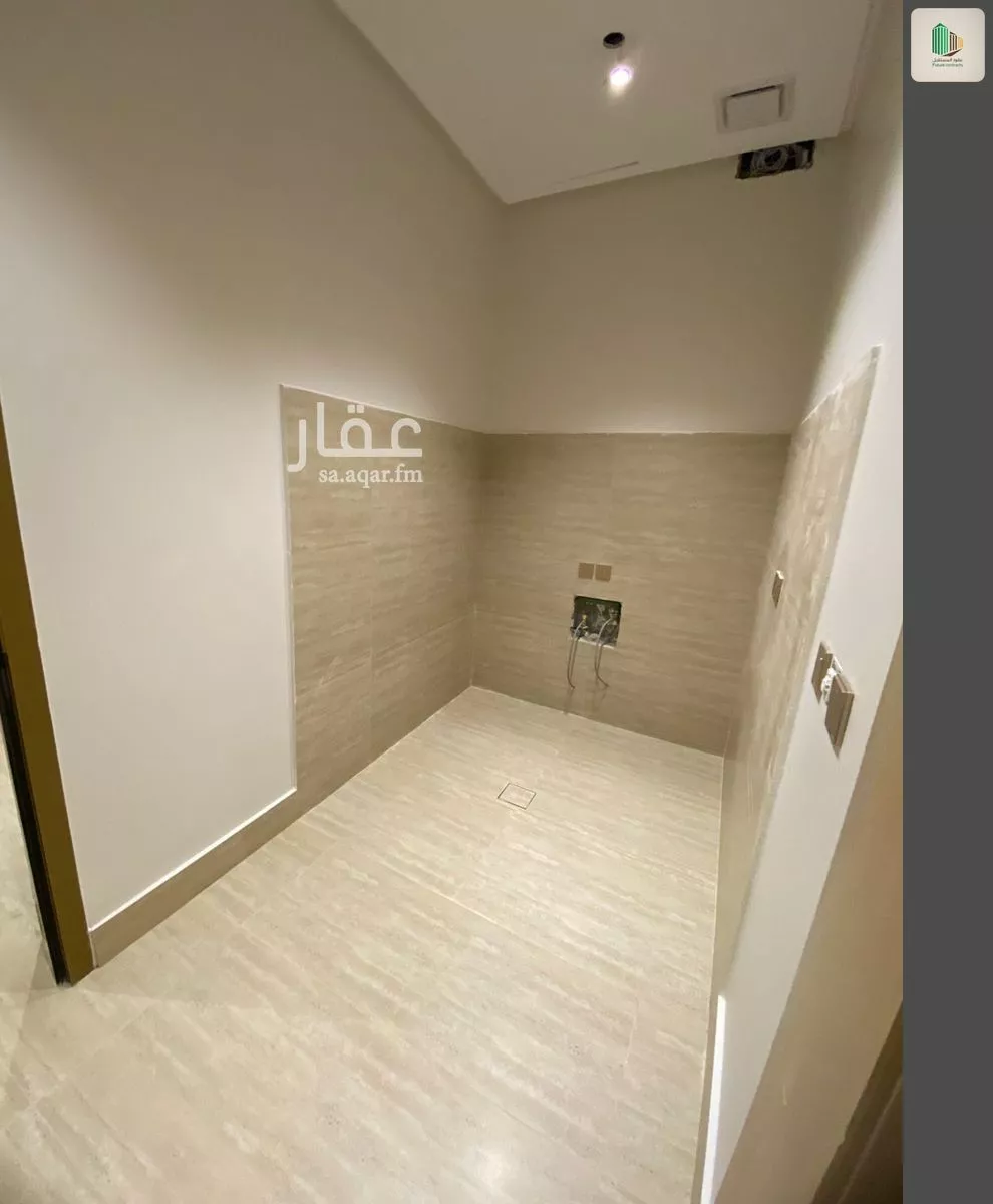 5 bedroom villa in Al Narjis 14