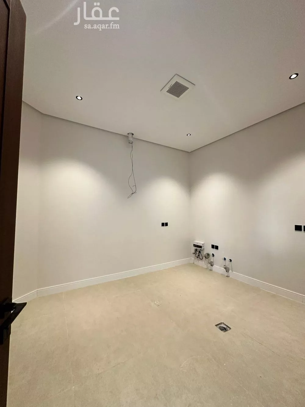 4 bedroom villa in As Suwaidi 7