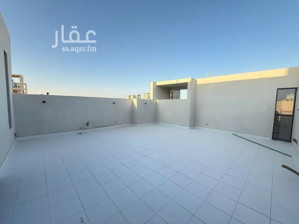 4 bedroom villa in Al Mahdiyyah 17