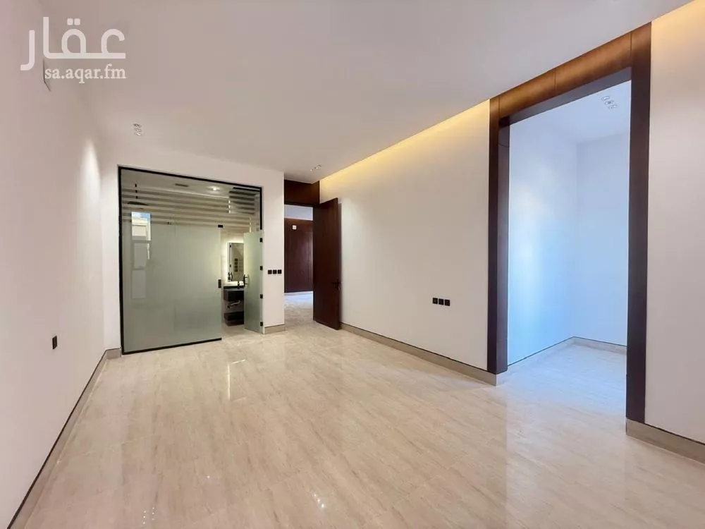 4 bedroom villa in Al Mahdiyyah 23