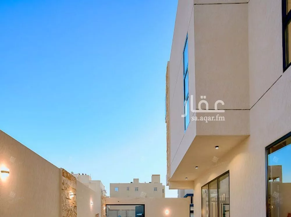 5 bedroom villa in Al Mahdiyyah 2