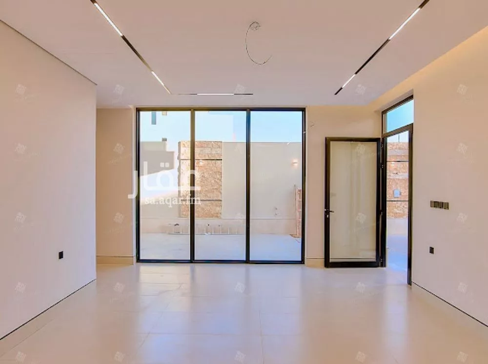 5 bedroom villa in Al Mahdiyyah 11