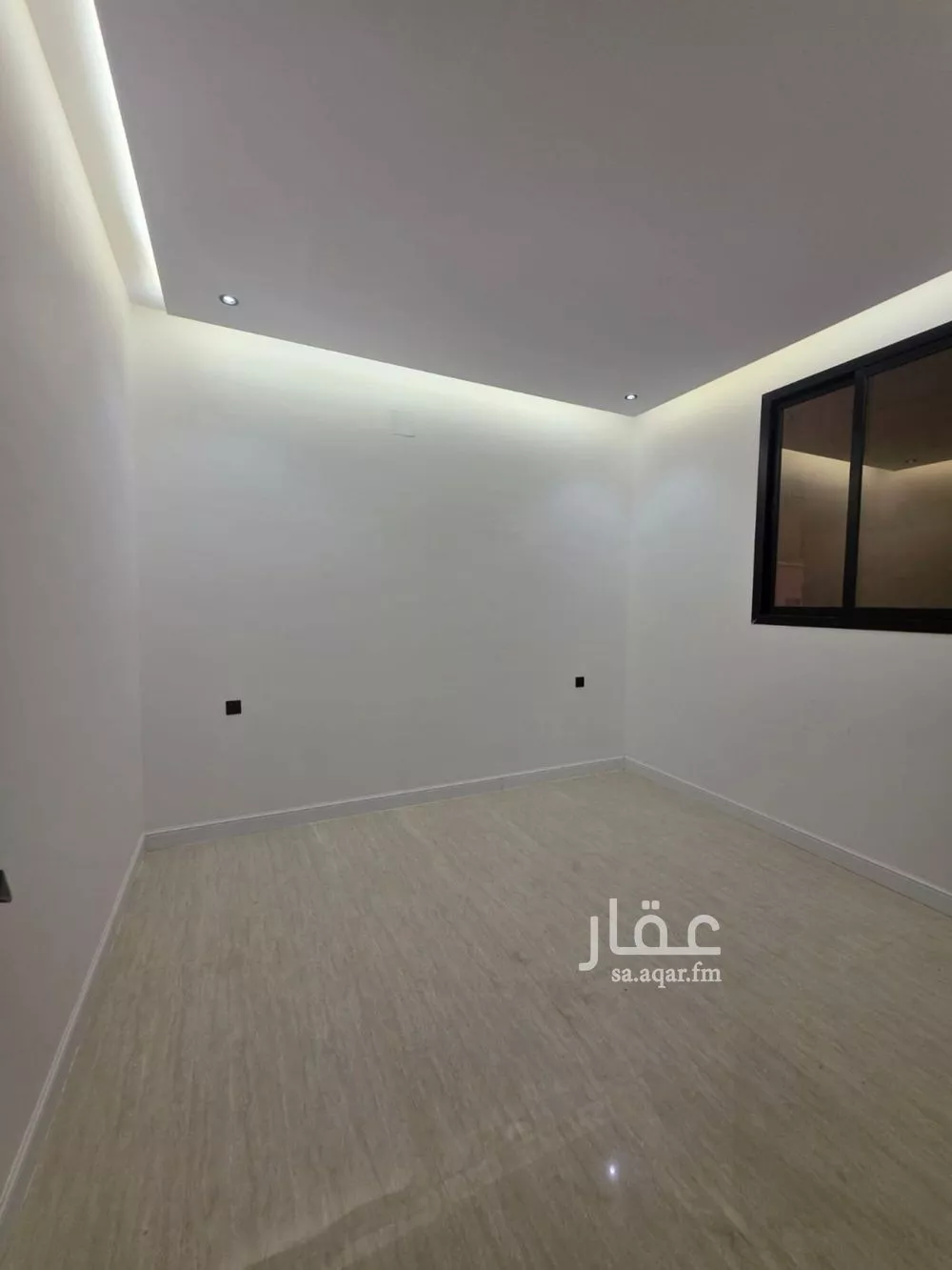 فيلا 9 غرف في طويق 20