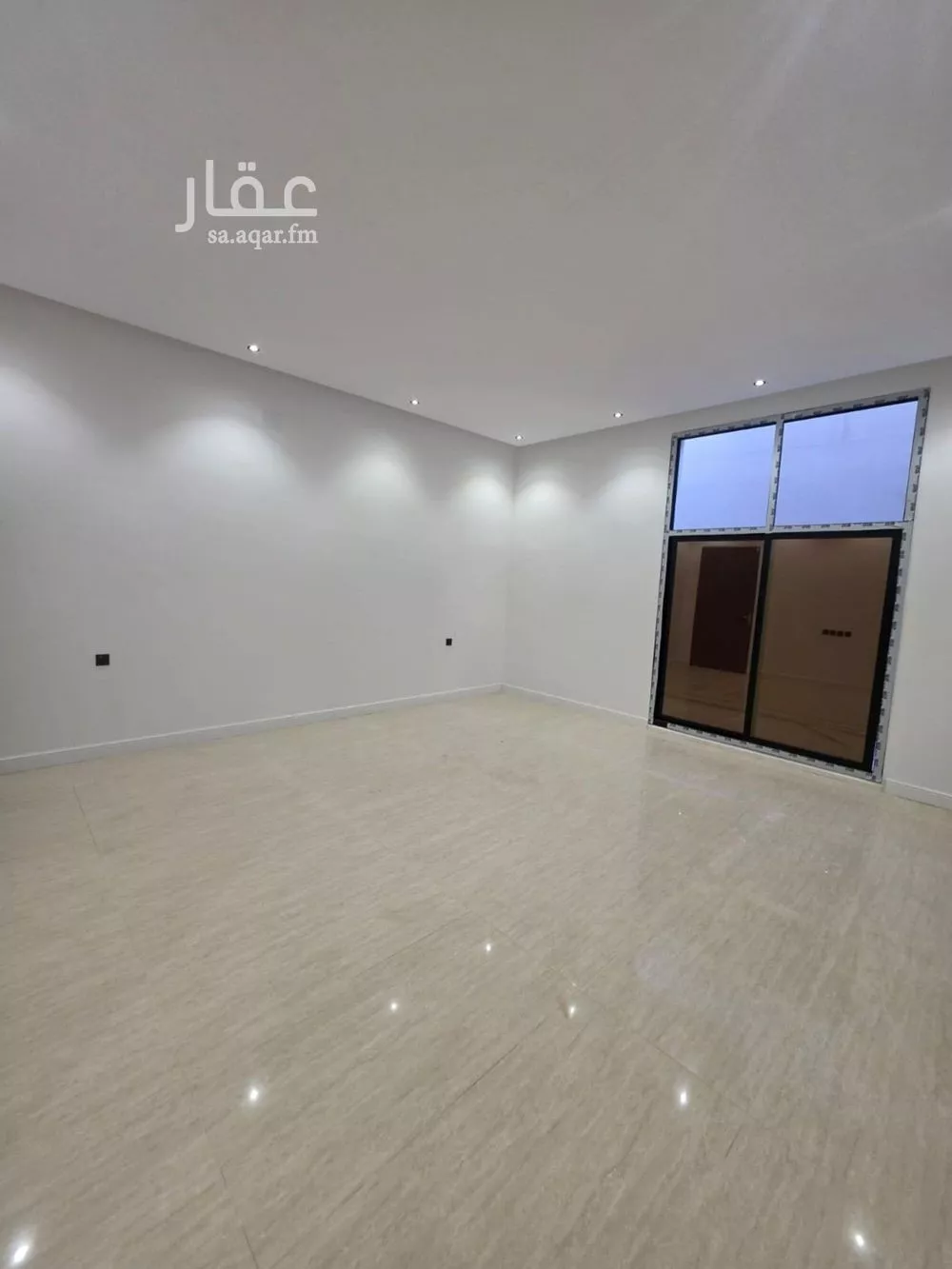 فيلا 9 غرف في طويق 6