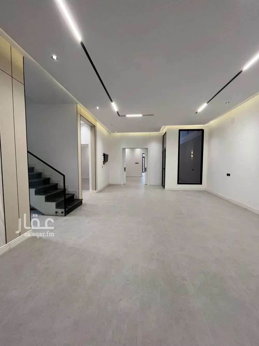 4 bedroom villa in Al Janadriyah 12