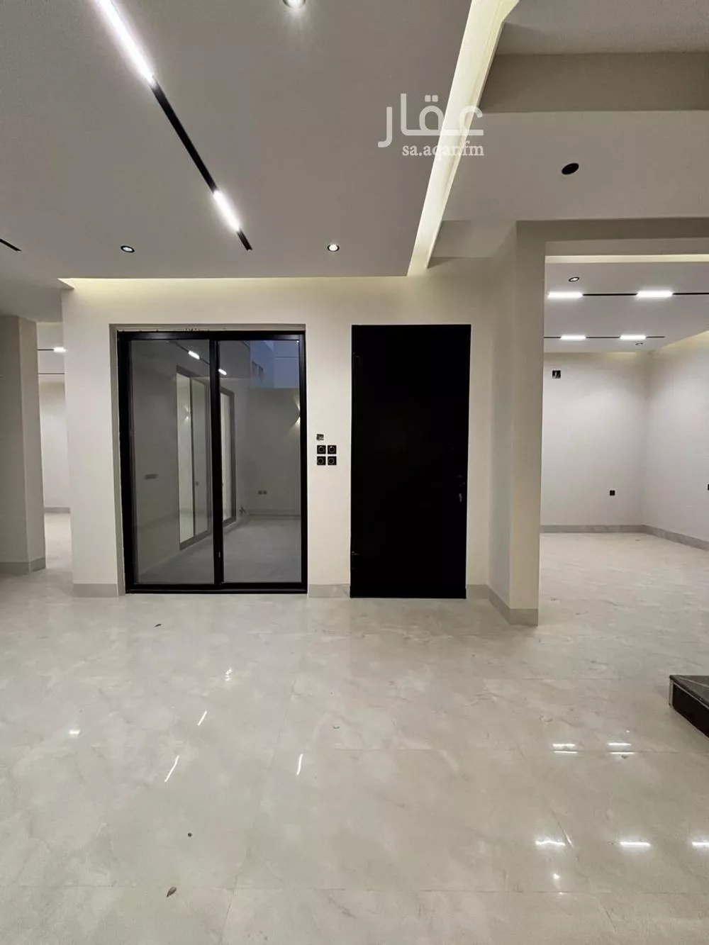 5 bedroom villa in Al Mahdiyyah 2