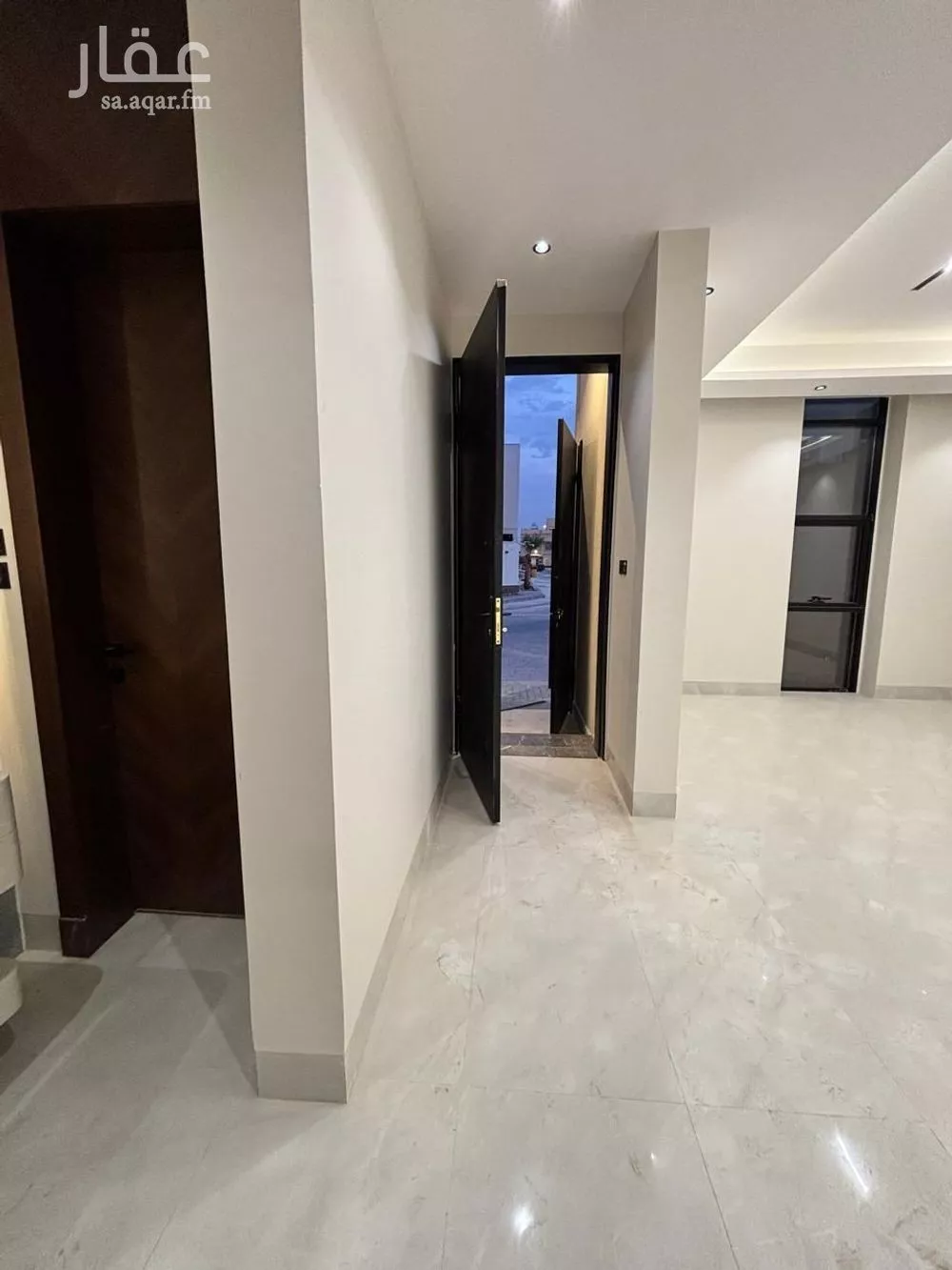 5 bedroom villa in Al Mahdiyyah 11