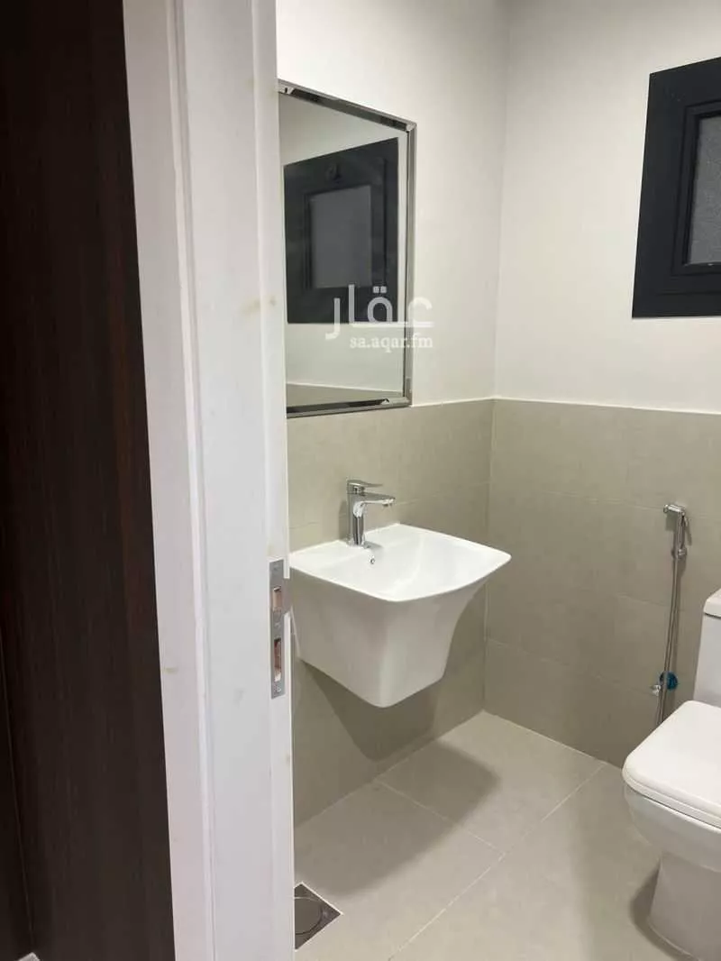 3 bedroom villa in Al Hamdaniyah, Jeddah 12