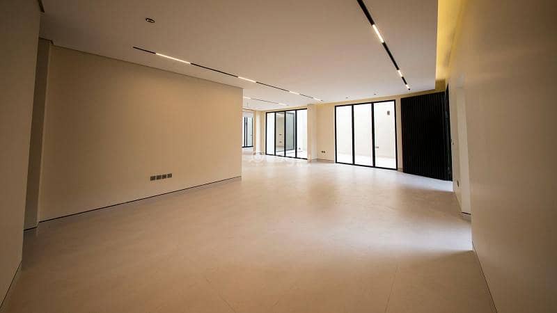 4 bedroom villa in Al Mahdiyyah, Riyadh 6