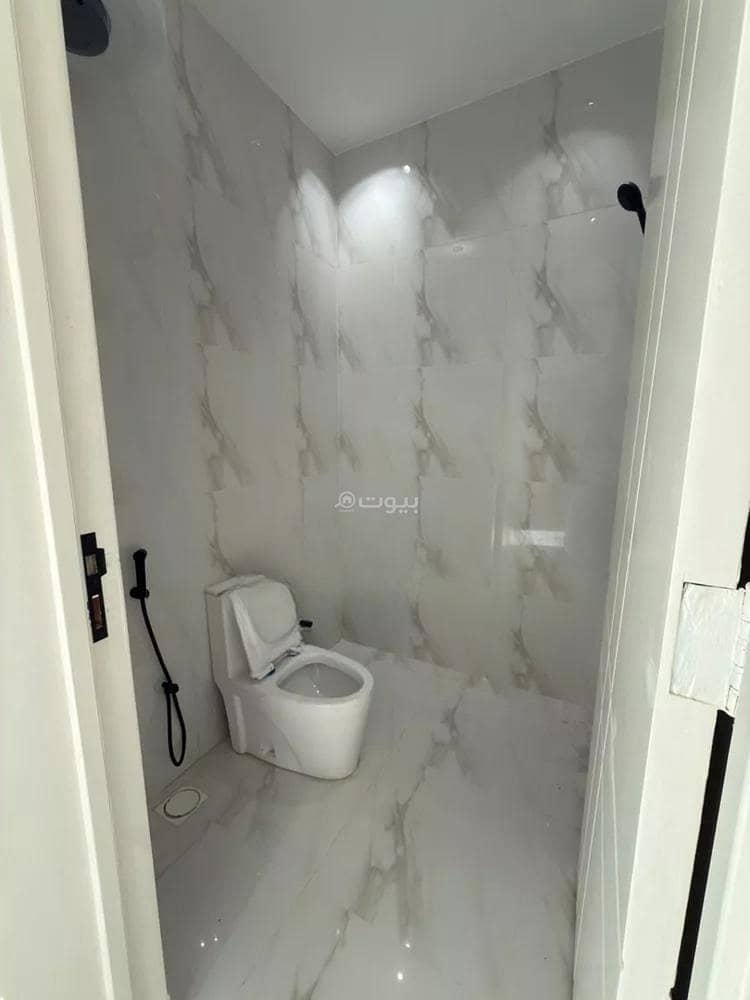 4 bedroom apartment in Al Awali, Riyadh 14
