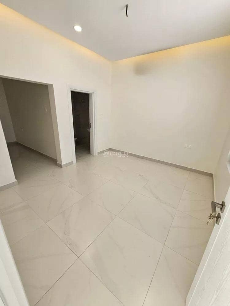 4 bedroom villa in Qurtubah, Eastern Province 14