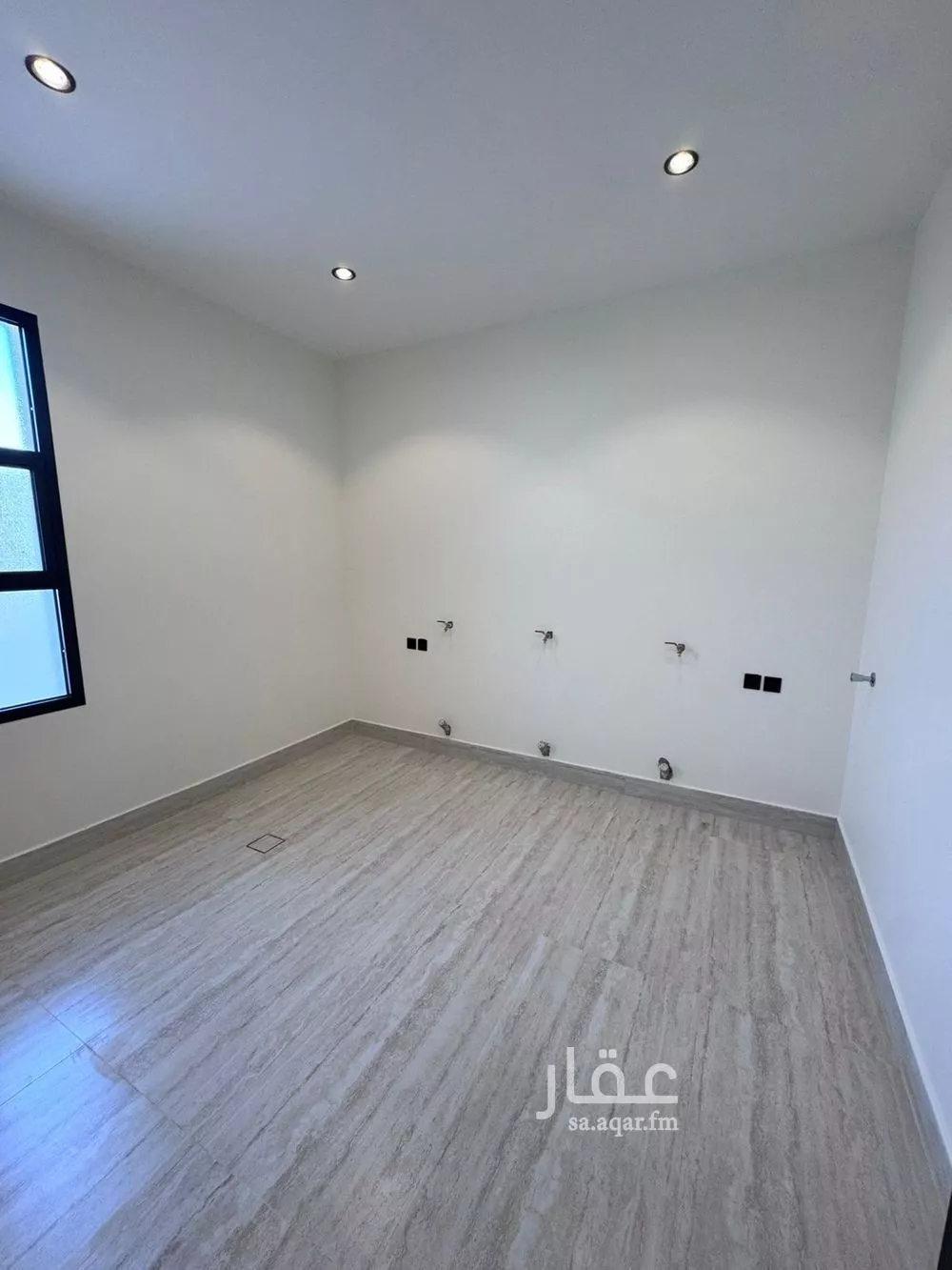 5 bedroom villa in Al Mahdiyyah 4