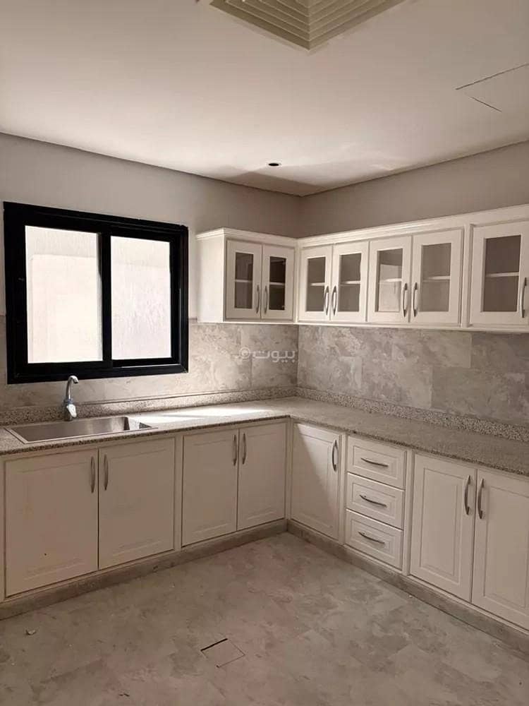 4 bedroom villa in Al Rakah Ash Shamaliyah, Eastern Province 9