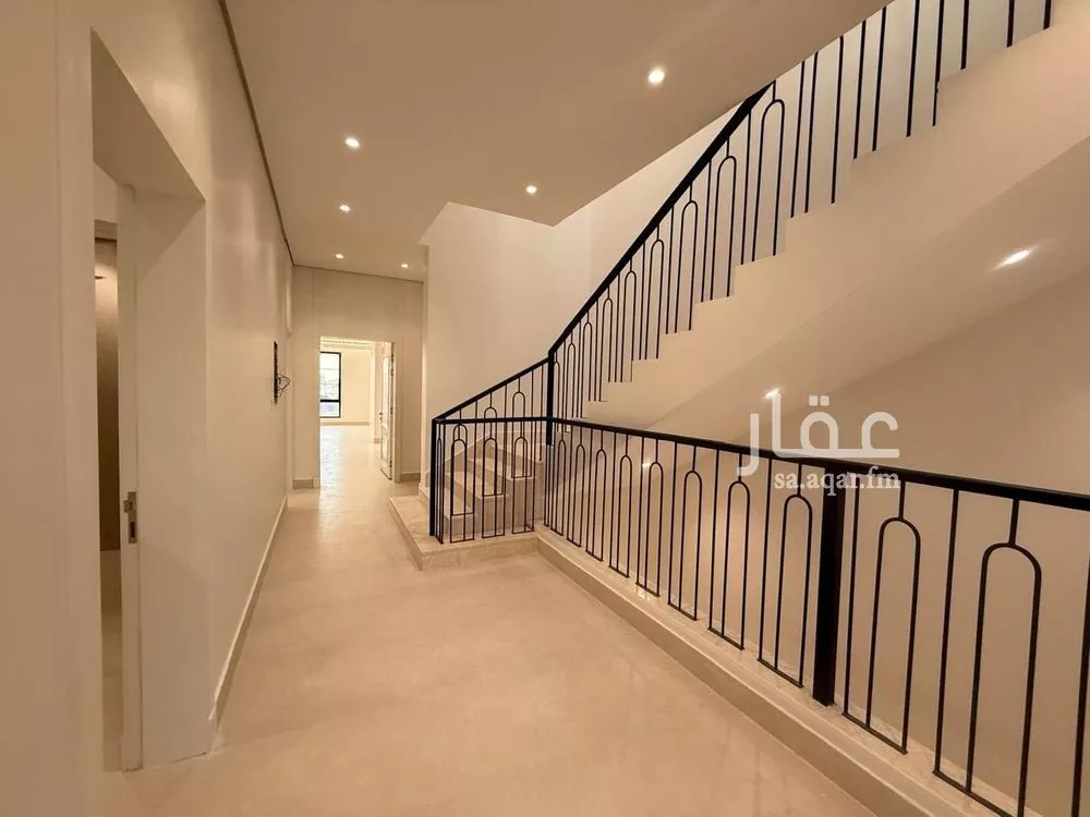6 bedroom villa in Al Mahdiyyah 21