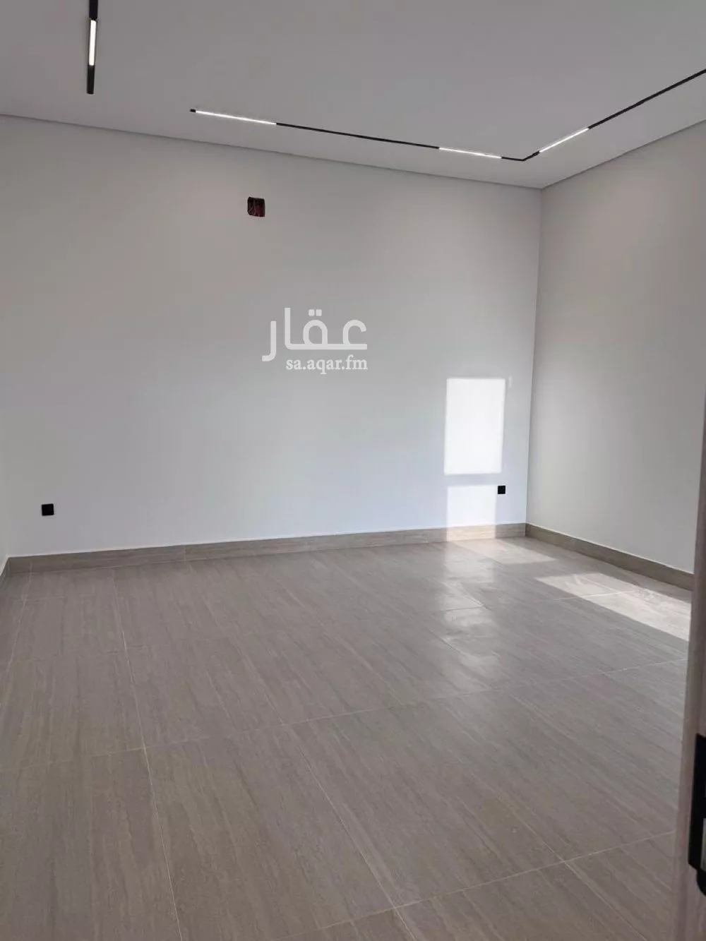 5 bedroom villa in Al Mahdiyyah 2