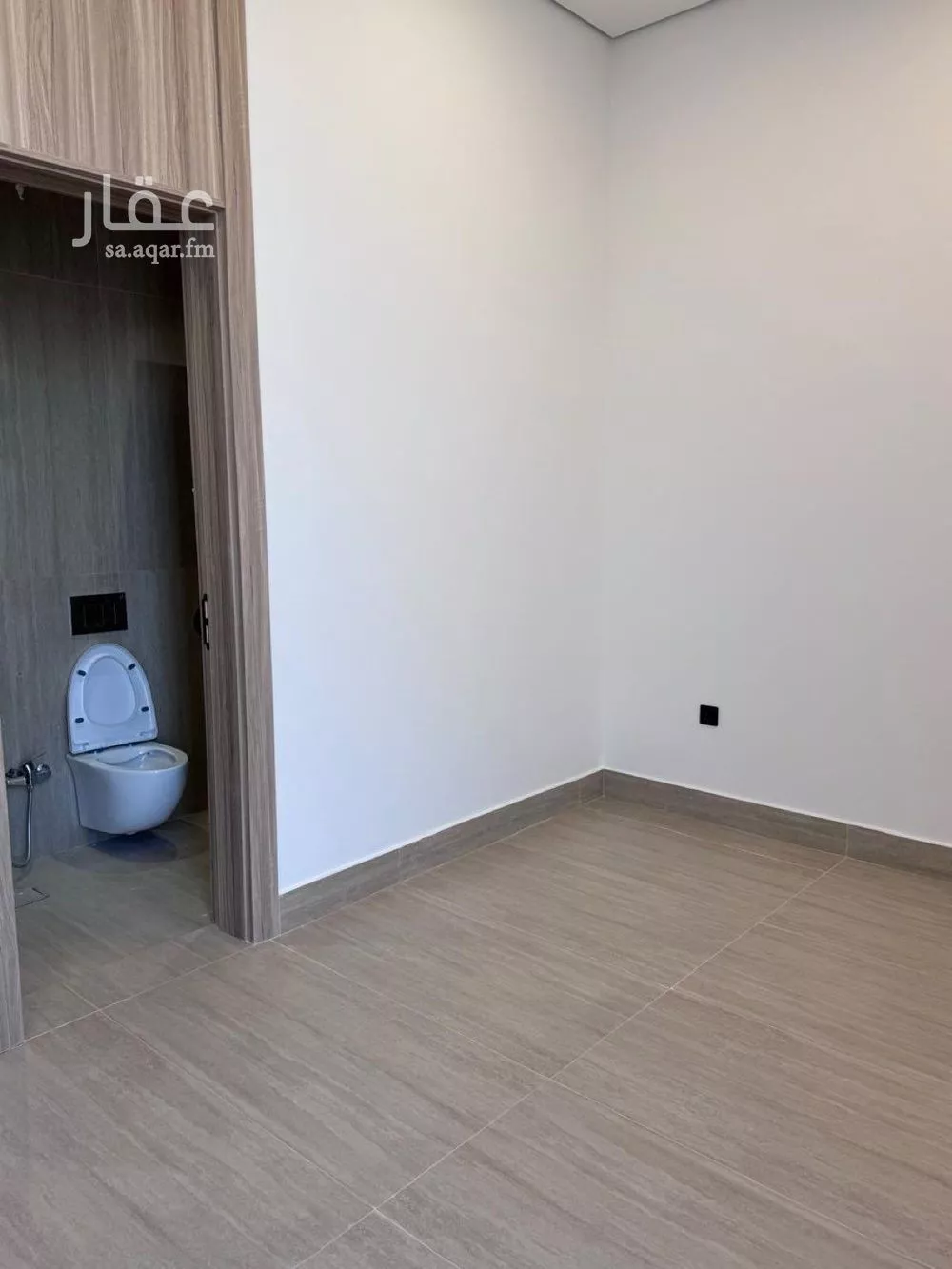 5 bedroom villa in Al Mahdiyyah 14