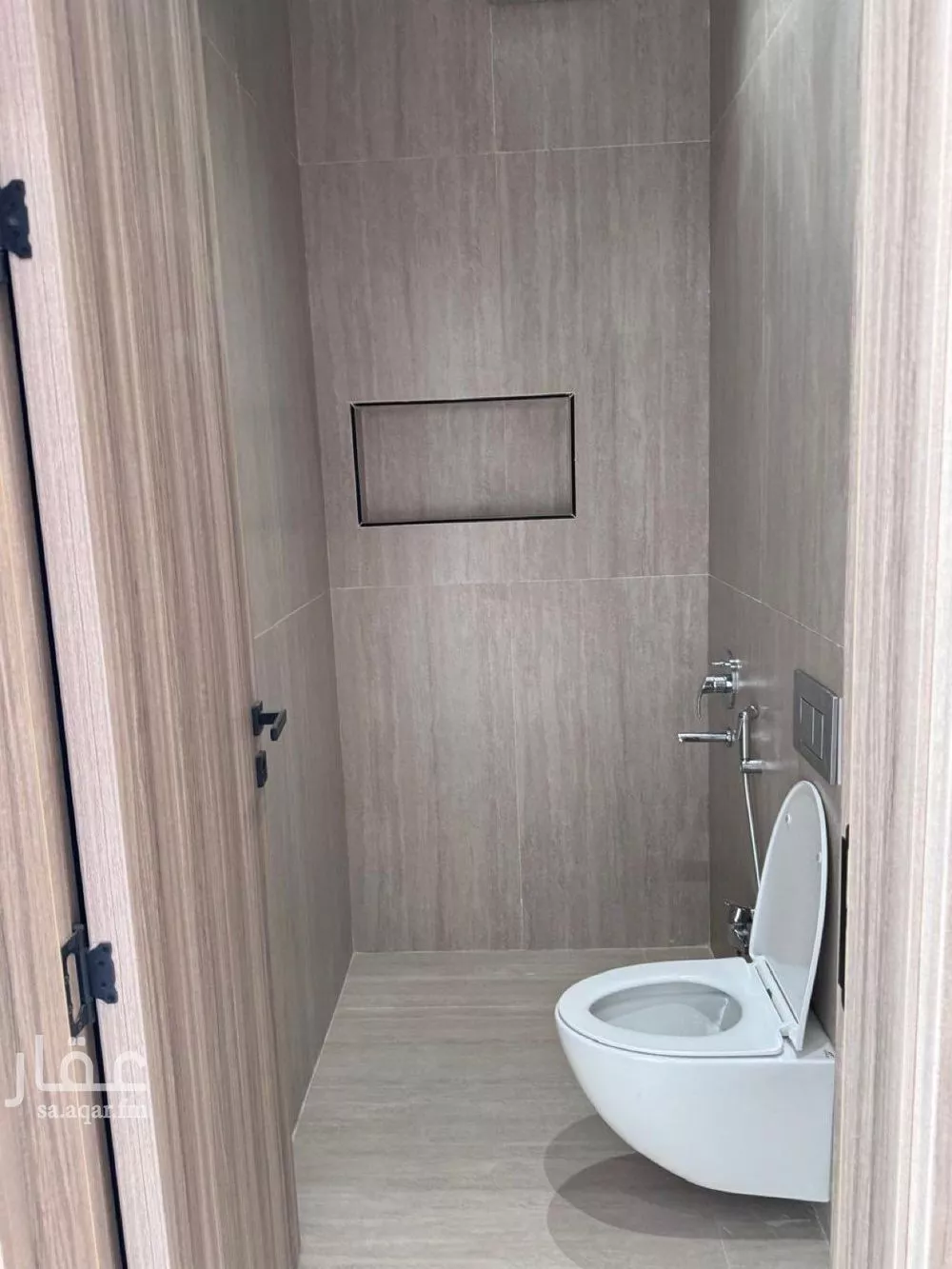5 bedroom villa in Al Mahdiyyah 4