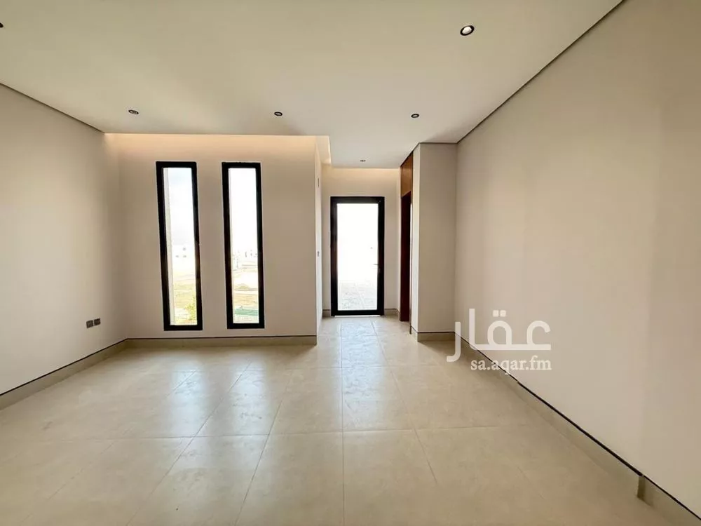 فيلا 5 غرف في المهدية 15