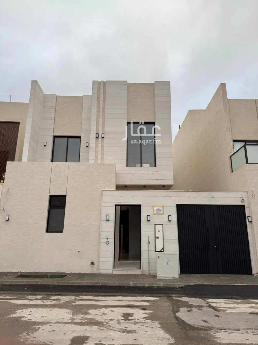 6 bedroom villa in Al Mahdiyyah 2