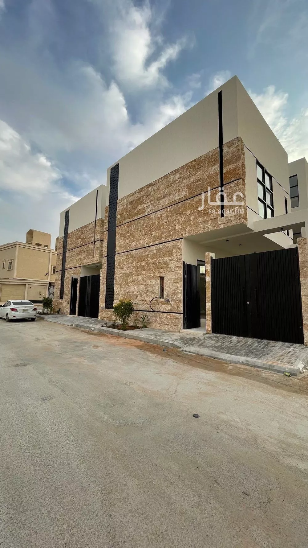 5 bedroom villa in Al Mahdiyyah 2