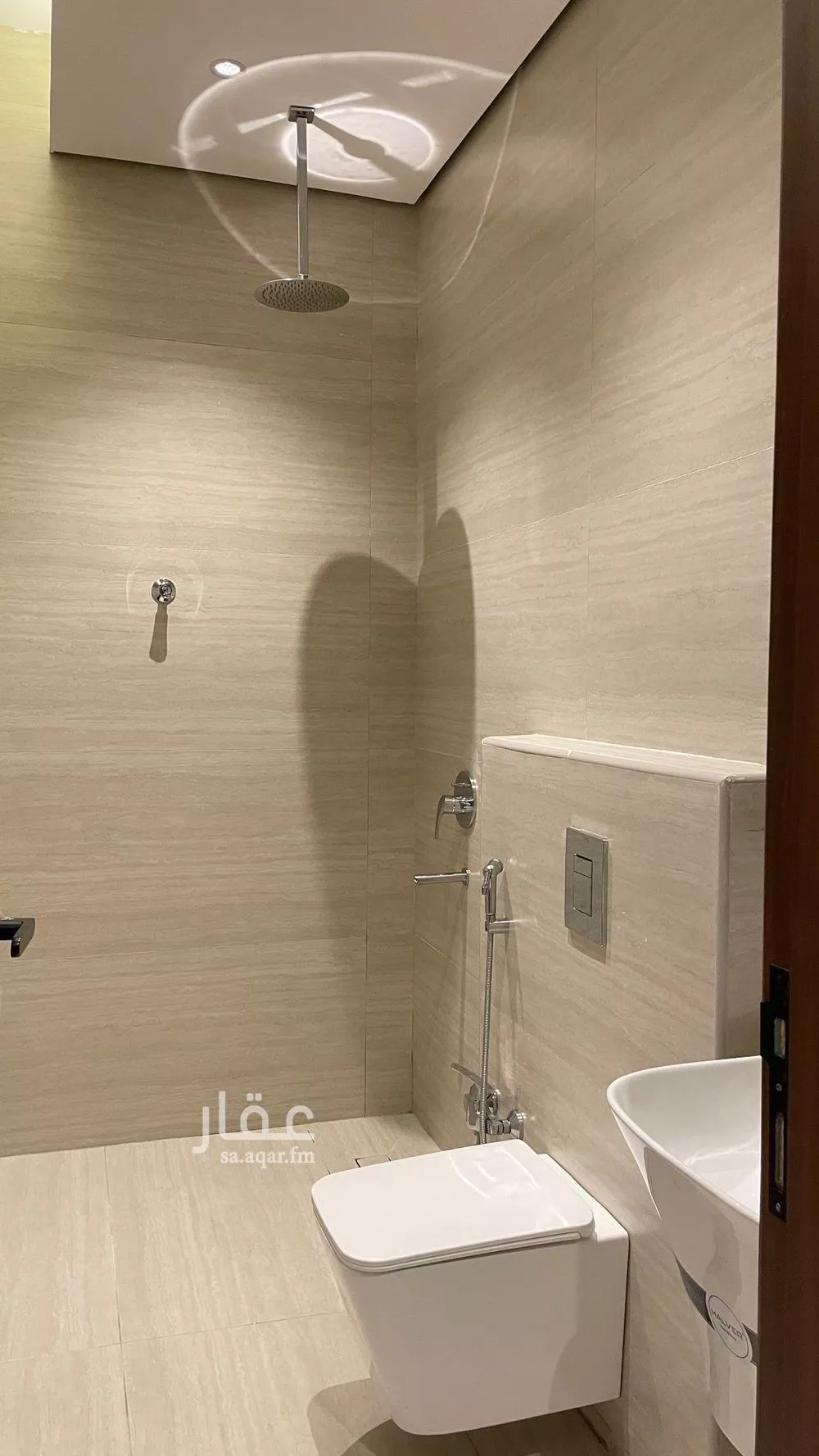 5 bedroom villa in Al Mahdiyyah 17