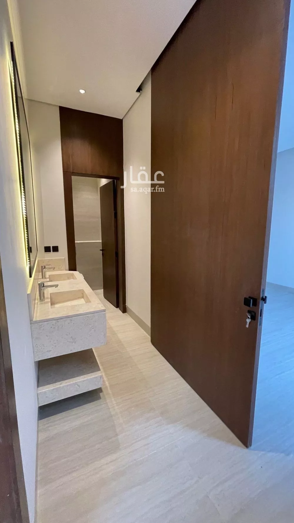 5 bedroom villa in Al Mahdiyyah 8