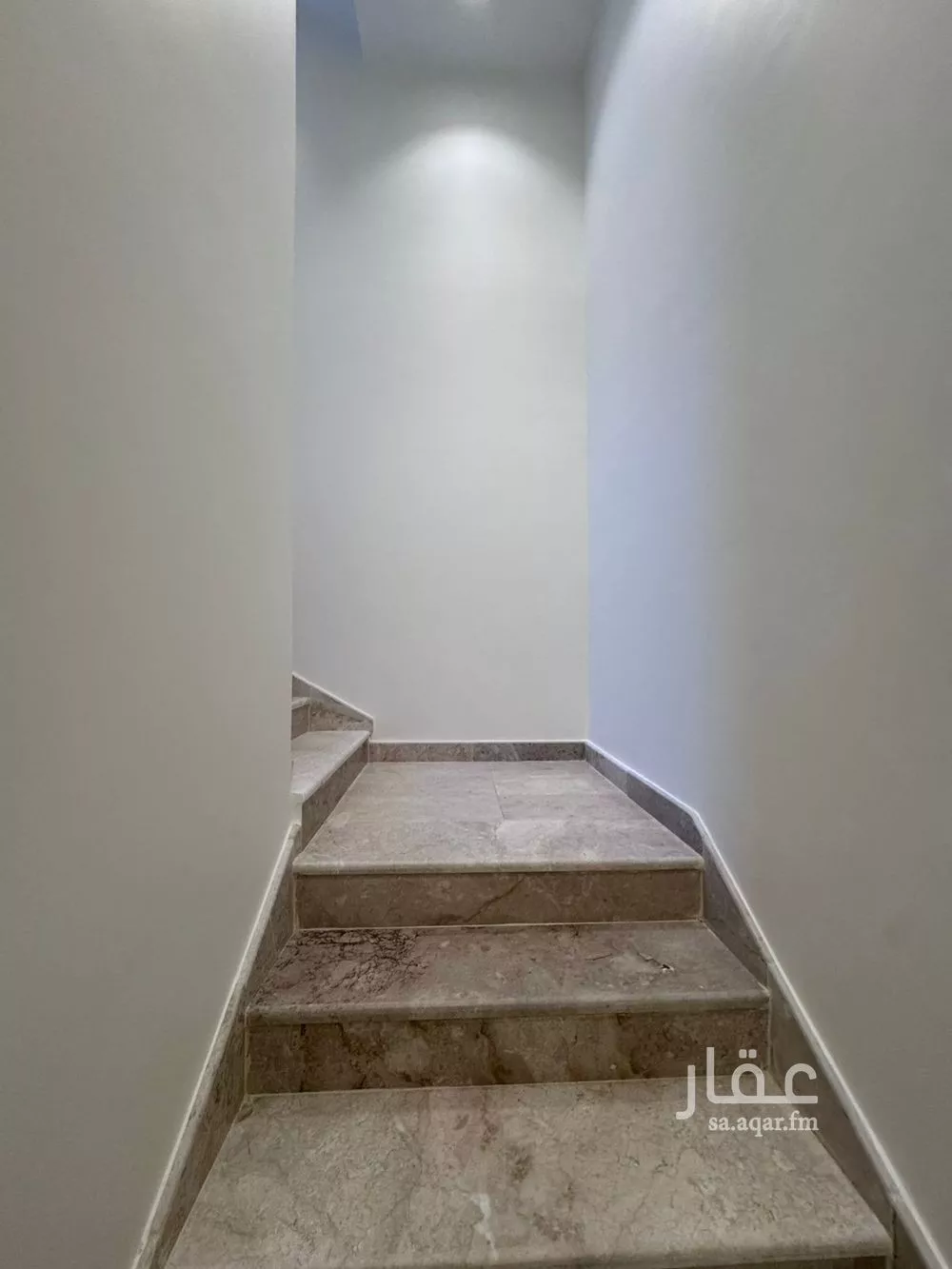 5 bedroom villa in Al Mahdiyyah 11