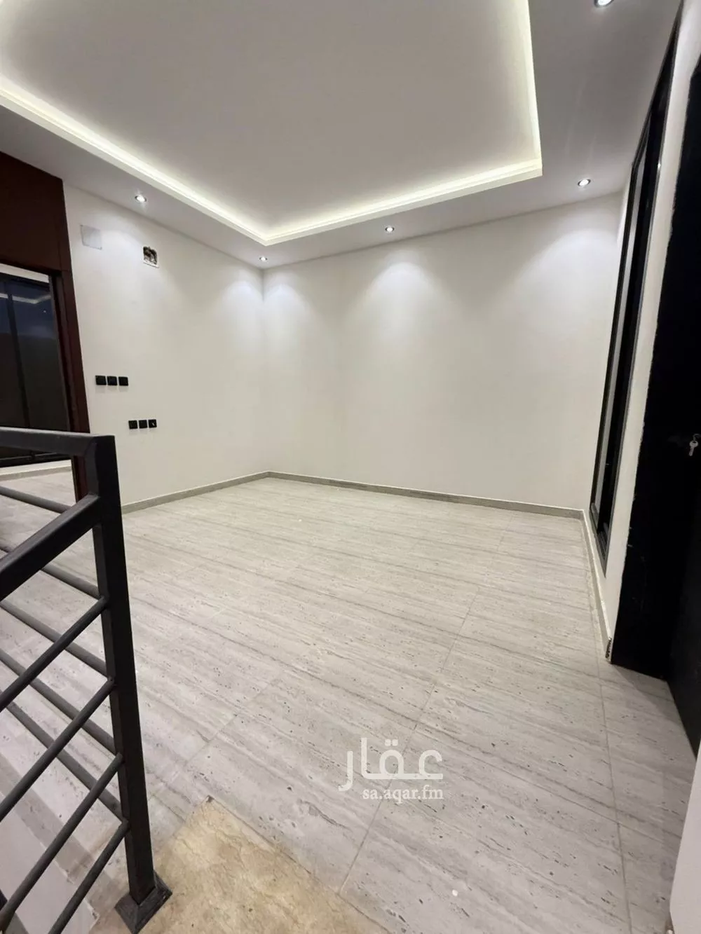فيلا 6 غرف في طويق 7