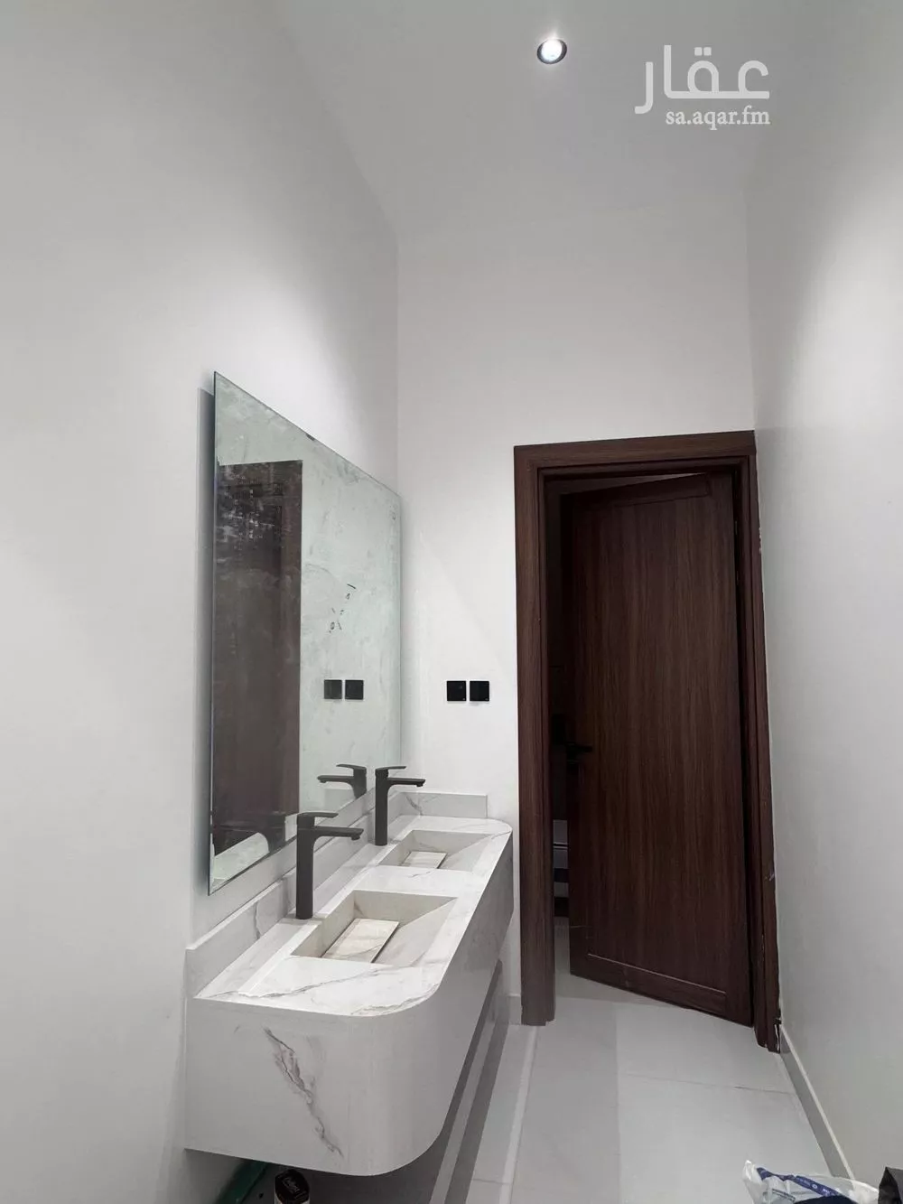 6 bedroom villa in Al Mahdiyyah 5