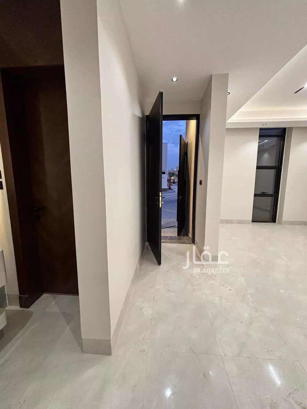 5 bedroom villa in Al Mahdiyyah 14