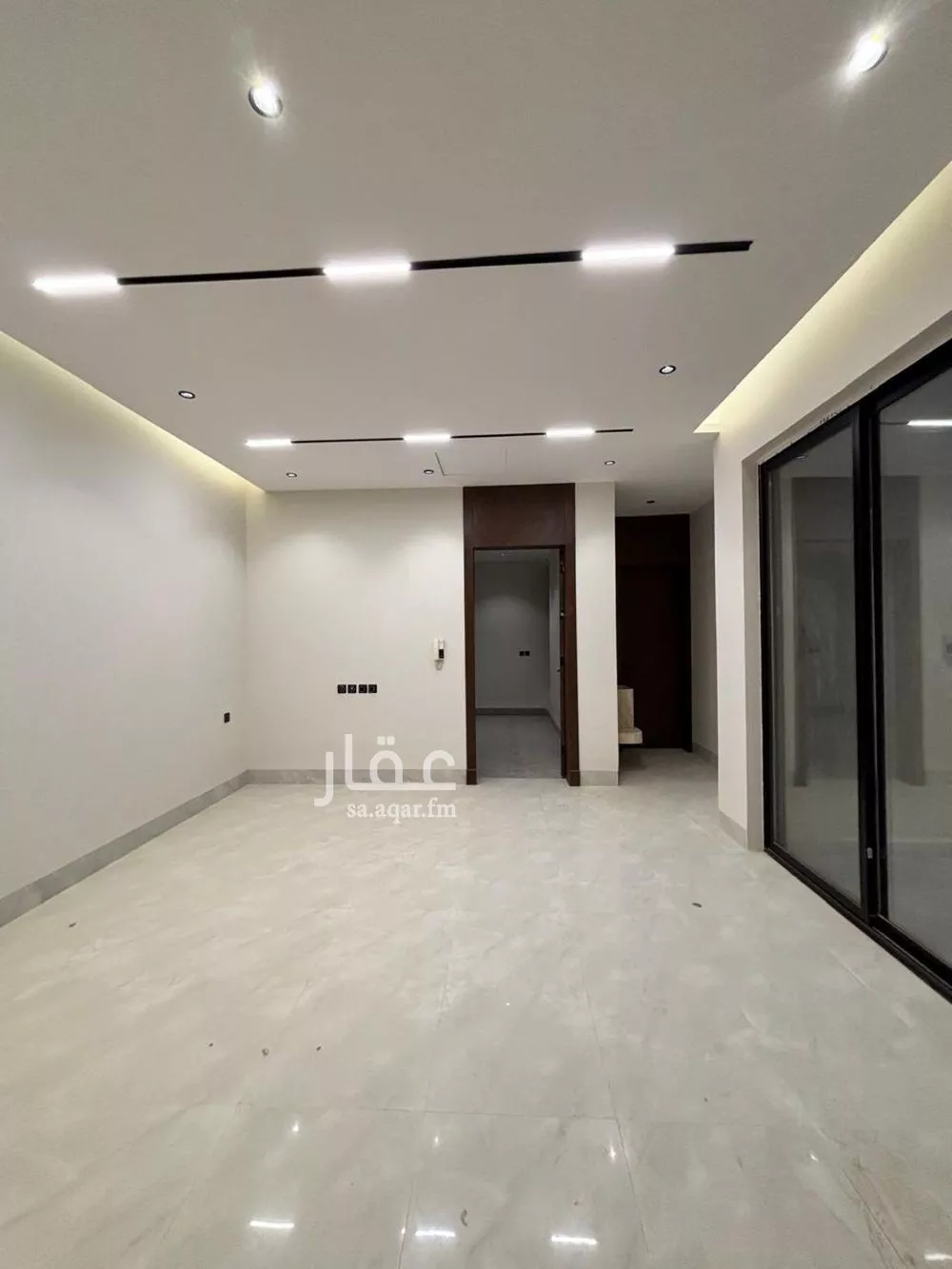 5 bedroom villa in Al Mahdiyyah 9